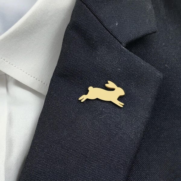 Running Rabbit Brooch Pin, Stainless Steel Animal Badge, Minimalist Metal Stud Brooch, Cute Bunny Lapel Pin, Unisex Jewelry Gift