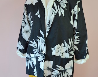 Vintage Black and White Blazer. Oversized Jacket. Florida Resort Wear. Tropical Print Cardigan. Hannington. Fits Size Large XL  -  VTB72