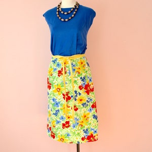 1970&#39;s Preppy Reversible Wrap skirt.  Marimeko Style Print.  Yellow Twill. Modern Small Medium -VDS187