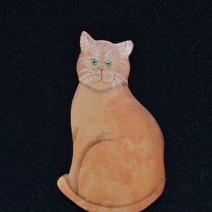 Orange Cat Pin.  Vintage Hand Painted Brooch. Orange Tabby. Wood Brooch.Cat Lover Gift.Crazy Cat Lady.Hand Made Jewelry Signed by Artist.VJ8