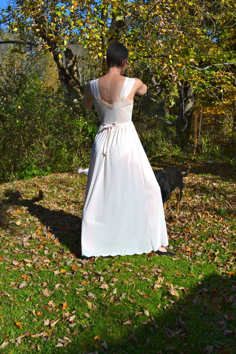 Vintage Lingerie Silky Nightgown with Old World Lace Size Medium VL172
