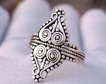 Oxidized Sterling Silver Gothic Filigree Statement Ring, Boho Floral Mandala Ban