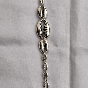 Silver Cowrie Shell Armband, Minimalistisk Strand Justerbar Charm Choker, Boho Elegant Handgjorda Smycken