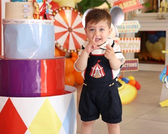 Personalisierter Zirkus Baby Boy Strampler, gesticktes Tent Cake Smash Outfit