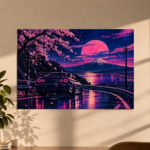 Op de afbeelding: Een rechthoekige wandkunstprint met een donkere sportwagen geparkeerd op een natte weg in de nacht. De scène bevat een grote roze maan, de berg Fuji in de verte en kersenbloesembomen met roze blaadjes die vallen onder een levendige paarse lucht.