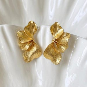 Large Gold Petal Statement Earrings, Floral Post Earrings, Gold Flower Drop Earrings, Bridal Statement Jewelry, Wedding Guest Gift
