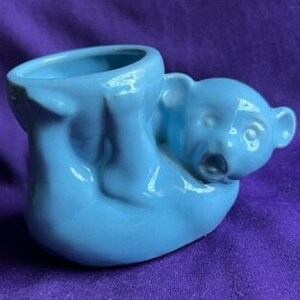 Blue Bear Vase  --  8150-COD3