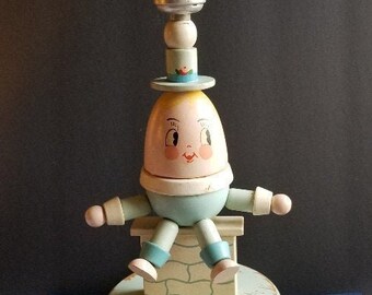 vintage humpty dumpty lamp