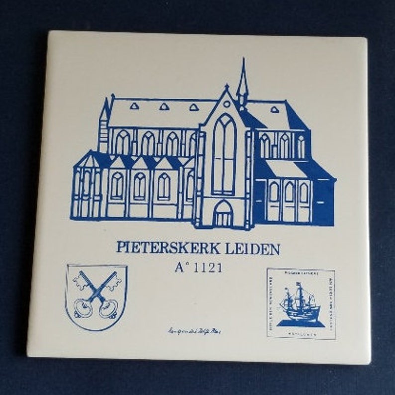 P680-COD2 TileTrivet Pieterskerk Leiden Souvenir