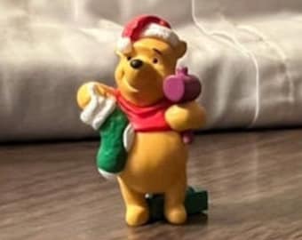 Figurine, Winnie the Pooh, Second of Four Figurines, Christmas at Pooh's House, Merry Miniatures -- 6515-GBR
