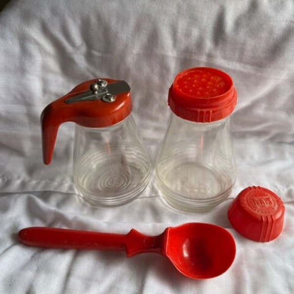 Vintage Sugar Shaker, Ice Cream Scoop, & Syrup Dispenser -- 7536-6B