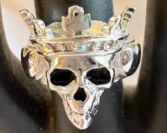1980s Disney World Pirates of Caribbean Skull Ring MINT - Etsy
