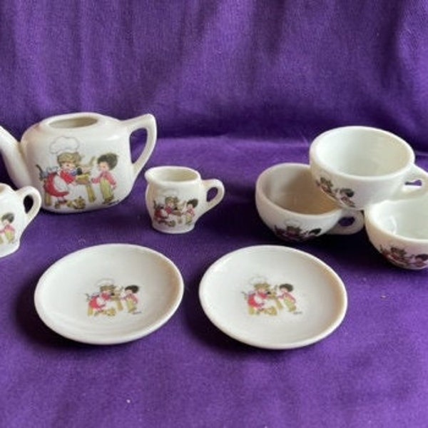 Miniature Tea Set -- 8116-2A