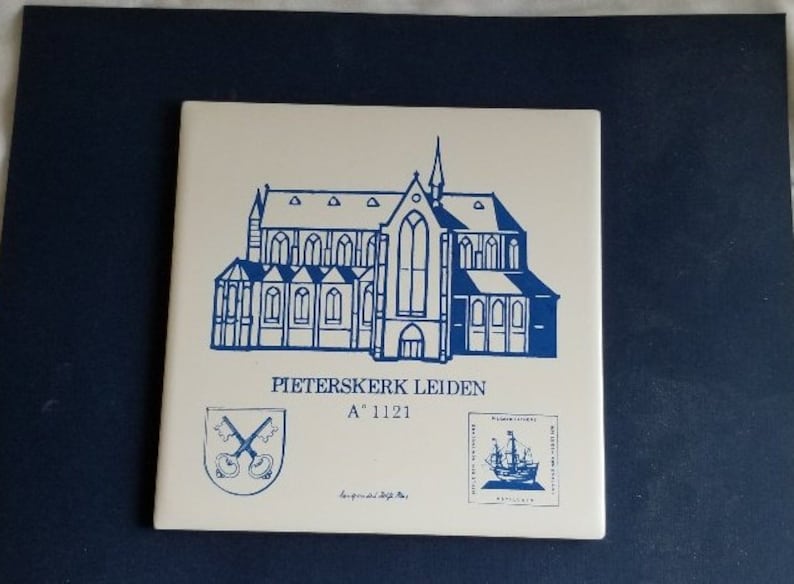 P680-COD2 TileTrivet Pieterskerk Leiden Souvenir