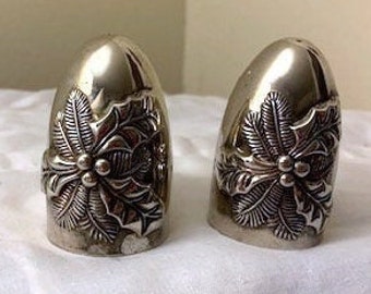 Salt & Pepper Shakers, Silver Plate, Holly Design -- 3025-COD3