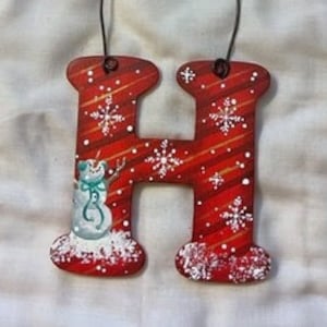 Ornament/Gift Tag/Party Favor, Handpainted, Wood, Initial, New -- 7308