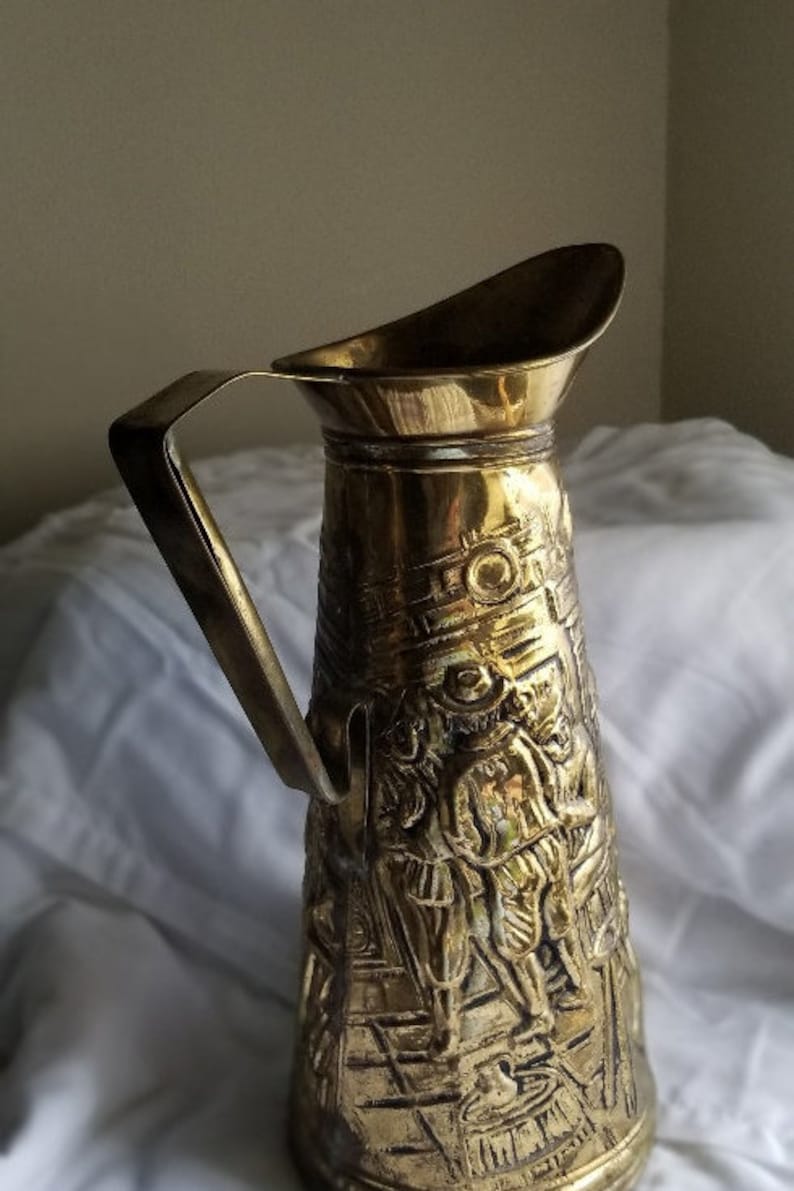 802-B10 English Pitcher 10 Copper Bottom Brass