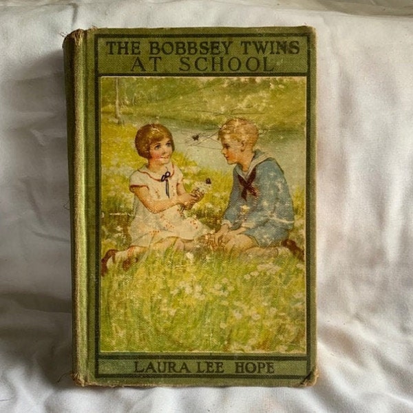 Children's:  The Bobbsey Twins at School -- 2159-GBR