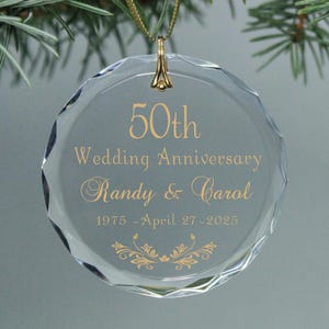 Golden 50th Wedding Anniversary - Metallic Gold with Couple&#39;s Names and Anniversary Date - Circle Crystal Glass Keepsake Christmas Ornament