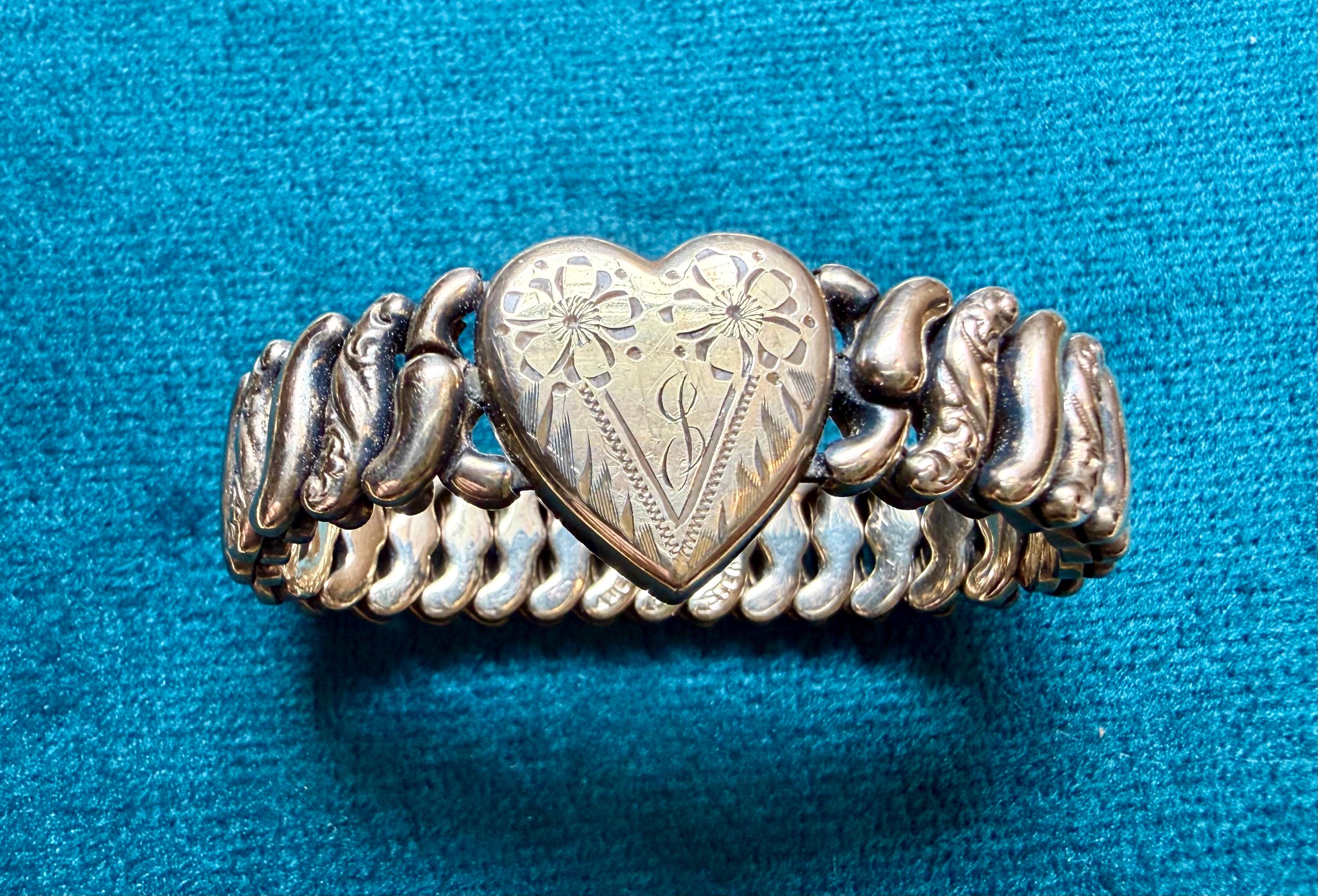 Sweetheart bracelet - Etsy 日本