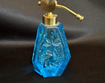 Vintage blue perfume atomizer GB19