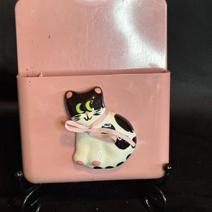 Vintage cat themed fridge magnet, pen holder GB8