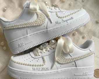 Zapatillas de novia, Zapatillas de boda para la novia, Zapatos de boda con perlas, Zapatillas con nombre personalizado, Air Force 1 para bodas