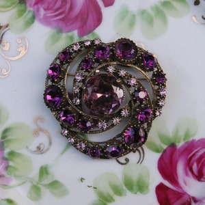 Gorgeous Vintage  Circa 1950s Large Mid Century Victorian Revival Amethyst / Lilac Purple-Colored Rhinestone Brooch / Pin