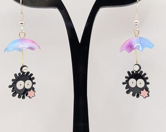 Pendientes inspirados en Miyazaki: "Dust Sprite"