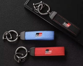 BMW GR Schlüsselanhänger Gazoo Racing Keyring Swarovski Geschenke Accessoires Logo Metall Emblem Vintage Key