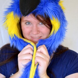 Hyacinth Macaw Scoodie Parrot Hood Parrot Costume image 5