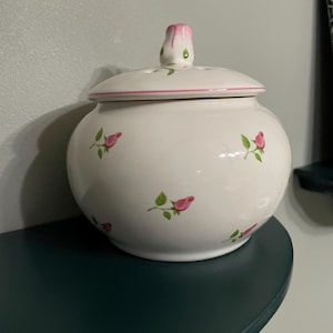 Vintage 1980s 1990s Teleflora ceramic potpourri bowl, shabby chic pink flower design