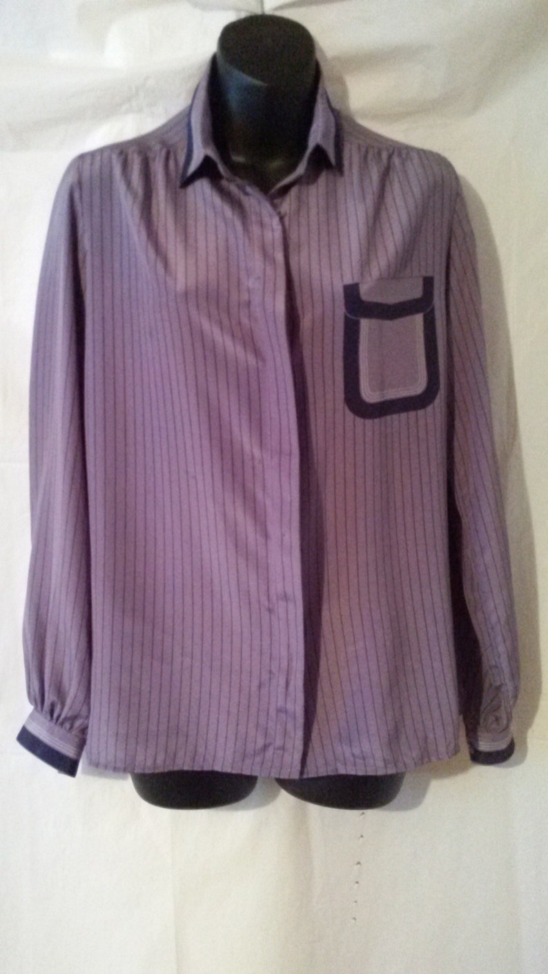 BIG ESTATE SALE-70s Vintage Mod Blouse-Serge Nancel Paris-Front Button Man Tailored-Pop Art-Size 4-Small-36 Bust-Free Shipping