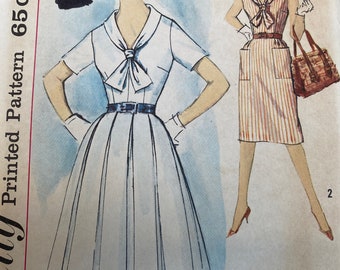 Vintage 60's Simplicity #4433 Sewing Pattern Women's One Piece Dress Full or Straight Skirt - Bust 32"