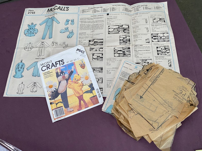 Vintage 80/'s McCall/'s #P943 Sewing Pattern Adult Sylvester and Tweety Bird Costume/'s Adult Chest 36-38