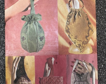 Vintage Vogue  #7262 Sewing Pattern Women's Beaded Bags with Hand Beading in Five Styles 6-9" long