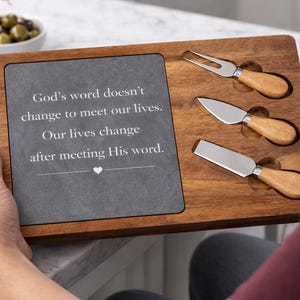 Gegraveerd charcuteriebord met leisteen inzetstuk | Kaasplankje