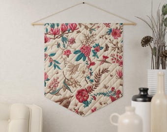 Vintage Floral Gesteppte Wimpelkette aus bedrucktem Stoff, gesteppter botanischer Wandbehang, romantisches Cottagecore-Dekor