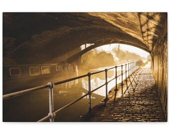 Soleil d'hiver à travers le tunnel du canal - Art mural sur toile d'art