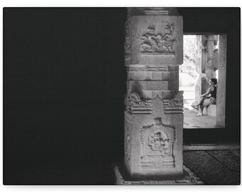 Toile d'art sur le pilier du temple Hampi – Photographies noir et blanc de l'Inde
