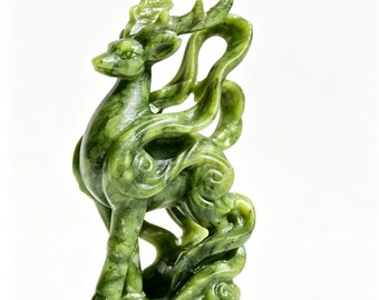 Nayural Green jade Deer carved，Hand carved Crystal Deer statue，Gemstone Deer Figurine，Animal Sculpture，Home decor