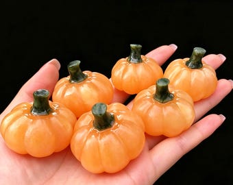 Natural Geode stone Pumpkin Figurine, Small Crystal Pumpkin Statue, Healing Stone Ornament, Halloween Decor, Halloween gift,Home Ornament