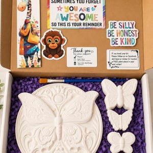 Butterfly Paint Kit – DIY Plaster Painting Craft Kit for Kids & Adults | Handmade Paint Your Own Craft Set | Gift Idea | Family Activity