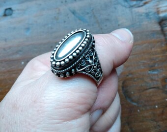Antique Sterling Silver Filigree Poison Ring - Extra Large