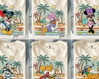 Retro bekväma färger sommar Disney strandskjorta, Musse Pigg och vänner semester t-shirt, vintage matchande familjeresa 2026, tropisk kryssningspresent