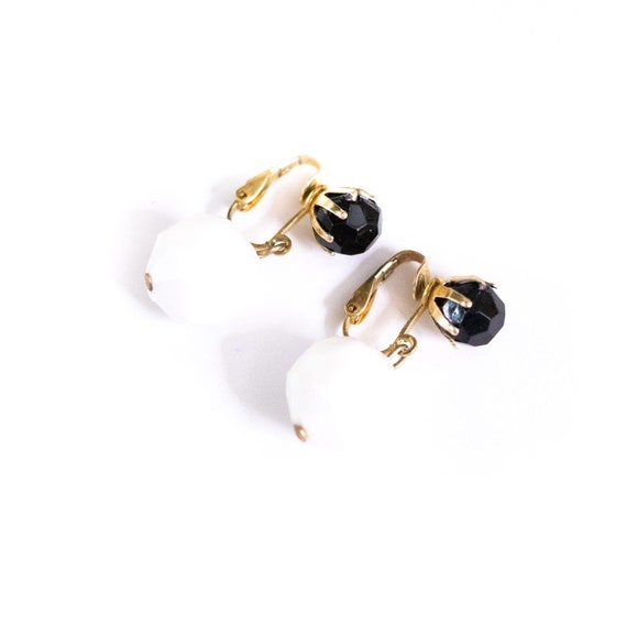 Vintage Black and White Faceted Lucite Bead Dangli
