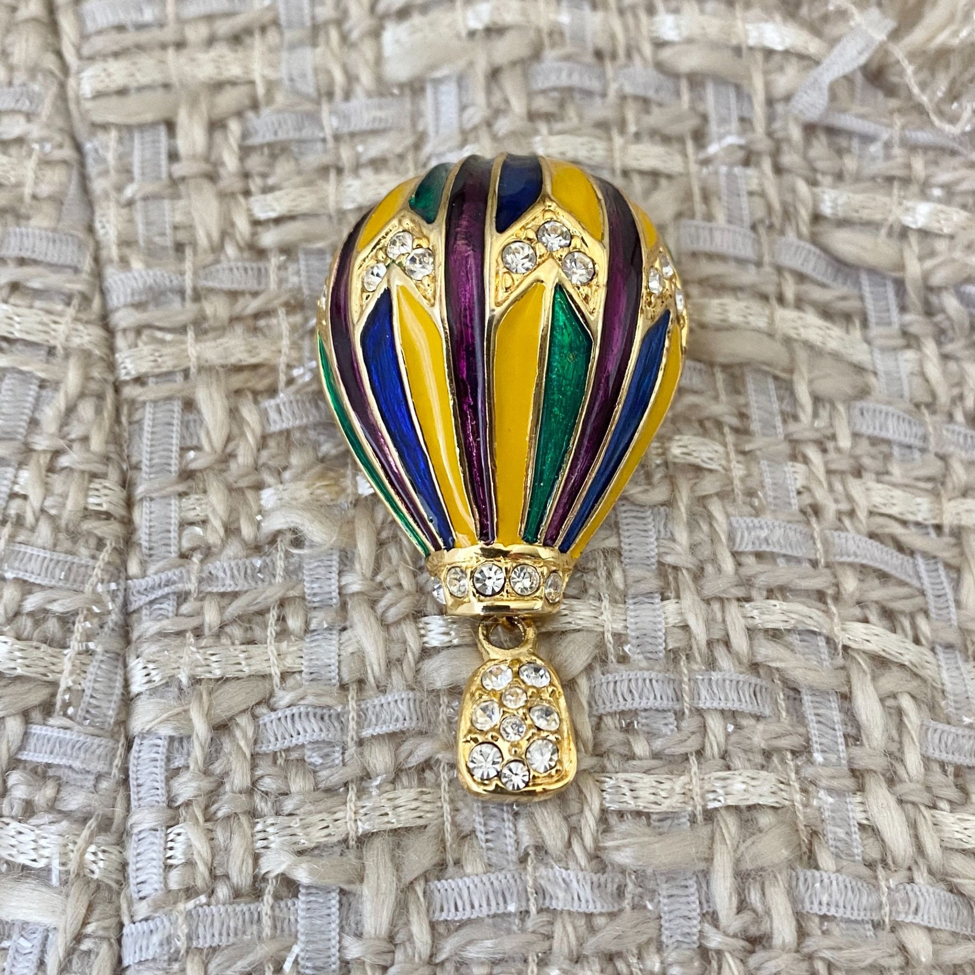 Balloon brooch sale