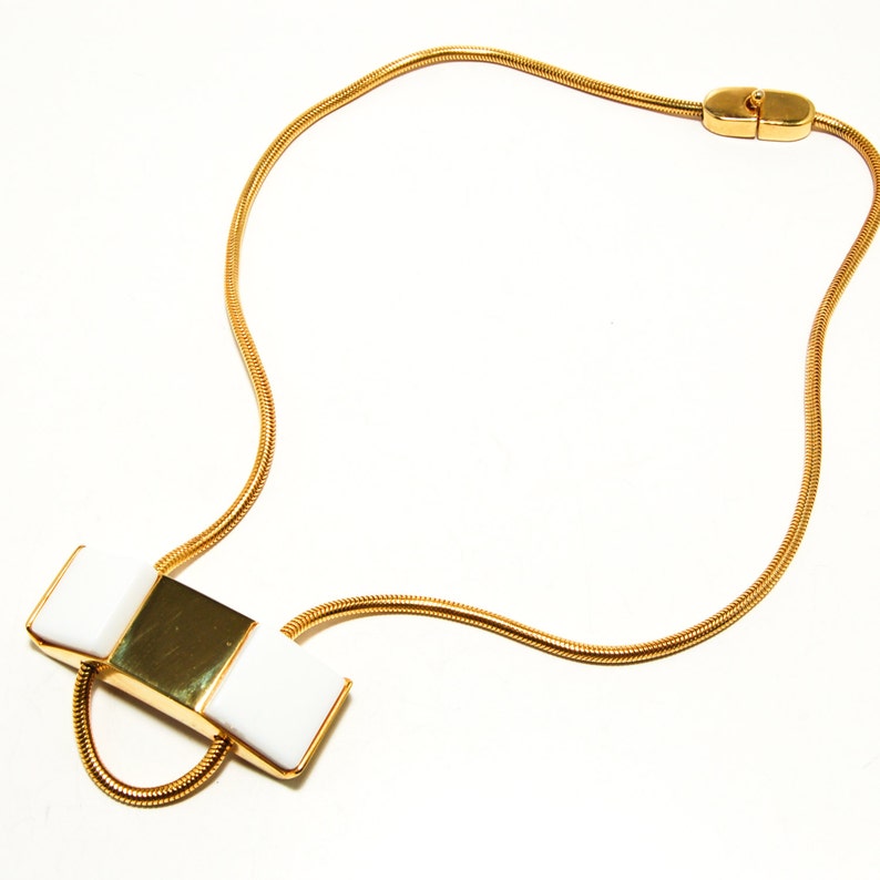 Pierre Cardin Modernist Statement Necklace, Geometric, White Lucite, Snake Chain, Designer Jewelry, 1970s zdjęcie 1