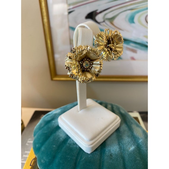 Vintage Gold Ruffle Flower Statement Earrings wit… - image 3
