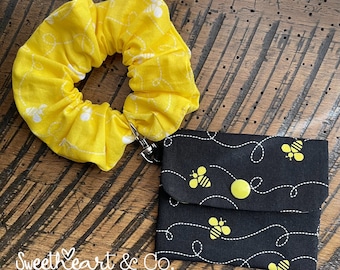 Honey Bee Card Wallet with Scrunchie Wristlet/ Keychain Wallet/ Card Pocket/ Lanyard Hook/ ID Holder/ Game Card, Gift Card Snap Wallet